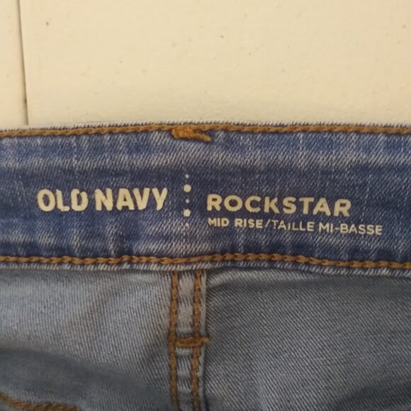 Old Navy women's size 6 Rockstar mid rise/taille Mi-Basse light wash jeans - Picture 11 of 13